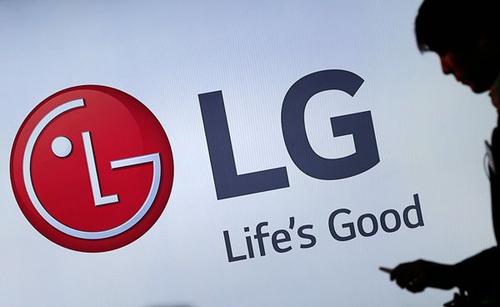 LG新专利：正面刘海搭载三摄像头