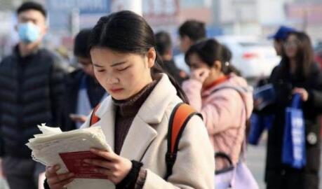 大学生专利转化率低，有人质疑是“纸上谈兵”，学生：能加分