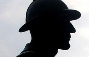 开设侦探事务所应该选择哪个类别注册商标？